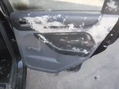 Veicolo di demolizione ford focus lim. (cb4) titanium dell'anno 2010 alimentato g8db