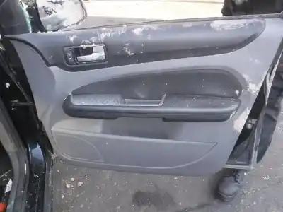 Veicolo di demolizione ford focus lim. (cb4) titanium dell'anno 2010 alimentato g8db