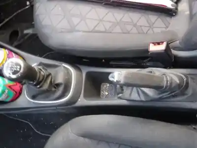 Veículo de Sucata opel corsa e 120 aniversario do ano 2018 alimentado b14xer