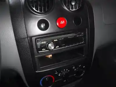 Veículo de Sucata daewoo                                             kalos                                                                                                                                                                                                                                                      1.4 se                                                                                                                                                                                                                                                     do ano 2003 alimentado af14s3