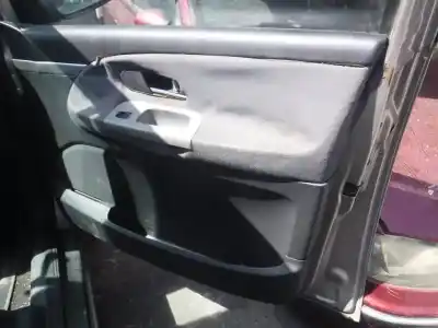 Vehículo de desguace ford galaxy (vy) ambiente del año 2004 con motor auy