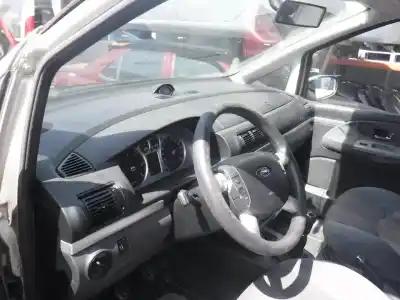 Vehículo de desguace ford galaxy (vy) ambiente del año 2004 con motor auy