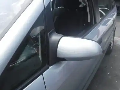 Veicolo di demolizione opel zafira a elegance dell'anno 2000 alimentato x20dtl