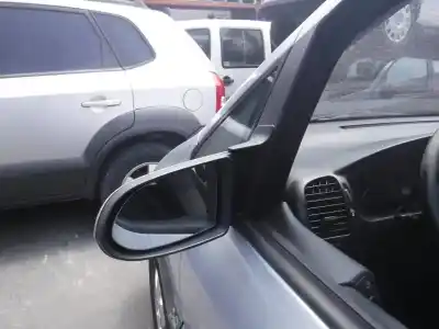 Veicolo di demolizione opel zafira a elegance dell'anno 2000 alimentato x20dtl