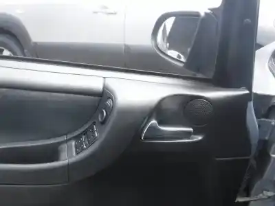 Veicolo di demolizione opel zafira a elegance dell'anno 2000 alimentato x20dtl