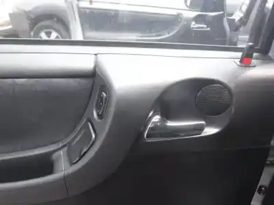 Veicolo di demolizione opel zafira a elegance dell'anno 2000 alimentato x20dtl