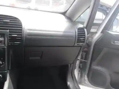 Veicolo di demolizione opel zafira a elegance dell'anno 2000 alimentato x20dtl