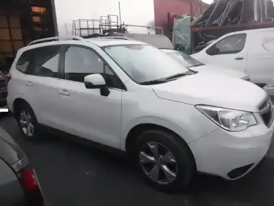 Здавання транспортного засобу SUBARU FORESTER FORESTER року 2015 потужний EE20