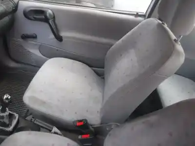 Véhicule à la ferraille opel corsa b base (e) de l'année 1998 alimenté x10xe