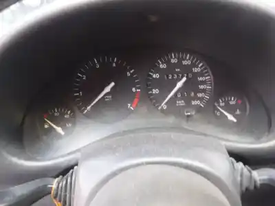 Véhicule à la ferraille opel corsa b base (e) de l'année 1998 alimenté x10xe