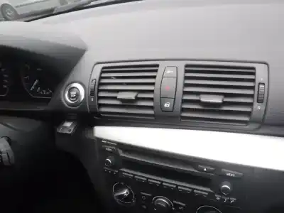 Veículo de Sucata bmw serie 1 cabrio (e88) 118i do ano 2013 alimentado n43b20ay