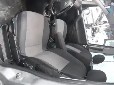 Scrapping Vehicle opel zafira a blue line of the year 2005 powered y22dtr