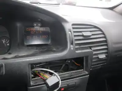 Scrapping Vehicle opel zafira a blue line of the year 2005 powered y22dtr