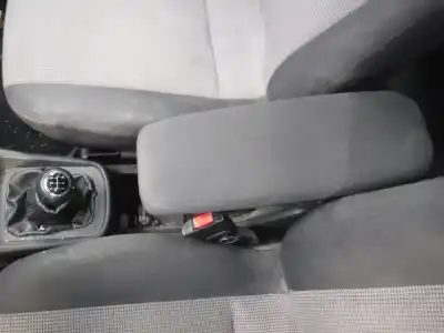 Scrapping Vehicle opel zafira a blue line of the year 2005 powered y22dtr