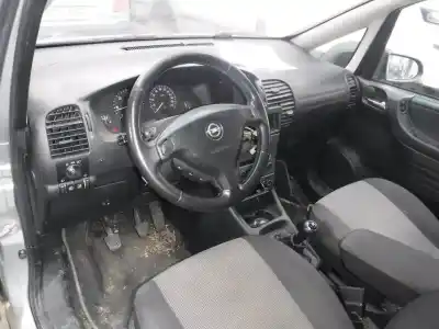 Scrapping Vehicle opel zafira a blue line of the year 2005 powered y22dtr
