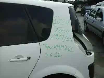 Sloopvoertuig renault scenic ii grand confort authentique van het jaar 2004 aangedreven k4m782