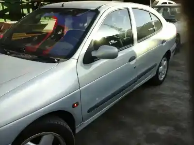 Hurda Aracı renault                                            megane i fase 2 classic (la..)                                                                                                                                                                                                                             1.6                                                                                                                                                                                                                                                        yılın 2000 güçlü g/k4ma7