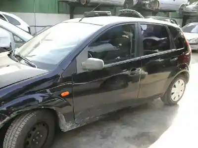 Veicolo di demolizione ford fiesta (cbk) 1.4 16v cat dell'anno 2003 alimentato fxjb