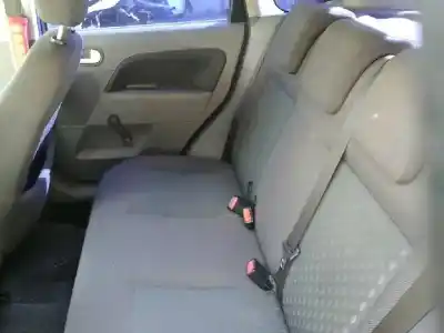 Veicolo di demolizione ford fiesta (cbk) 1.4 16v cat dell'anno 2003 alimentato fxjb