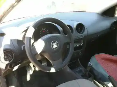 Vehicul casat seat ibiza (6l1) 1.2 al anului 2002 alimentat azq