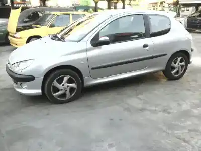 Здавання транспортного засобу peugeot                                            206                                                                                                                                                                                                                                                        berlina 1.6 16v cat                                                                                                                                                                                                                                        року 2002 потужний nfutu5jp4