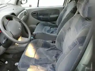 Scrapping Vehicle renault scenic (ja..) 1.6 16v dynamique (ja0b/11) of the year 2001 powered k4ma7