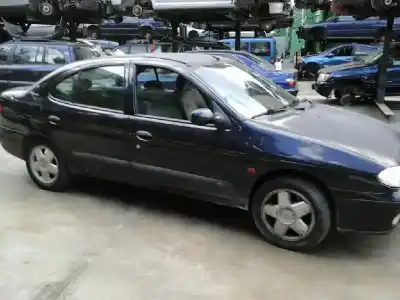 Здавання транспортного засобу renault                                            megane i fase 2 classic (la..)                                                                                                                                                                                                                             1.6                                                                                                                                                                                                                                                        року 2000 потужний g/k4ma7