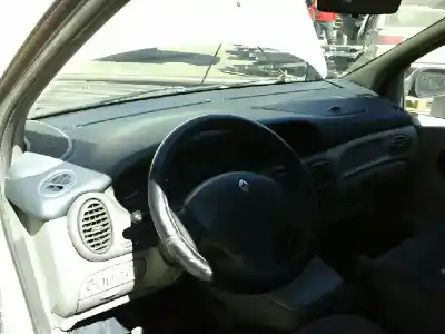 Утилизация автомобиля renault scenic (ja..) motor 1.9 ltr. - 72 kw dti diesel cat года 2000 питание f9q734