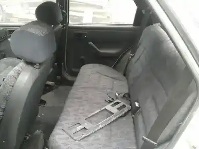 Veicolo di demolizione ford escort berl./turnier j6a dell'anno 1995 alimentato j6a