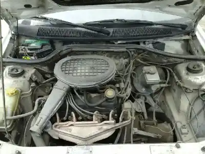 Veicolo di demolizione ford escort berl./turnier j6a dell'anno 1995 alimentato j6a