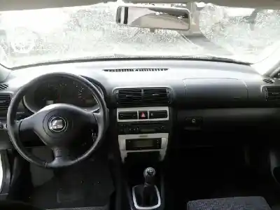 Sloopvoertuig seat leon (1m1) 1.9 tdi van het jaar 2004 aangedreven asv