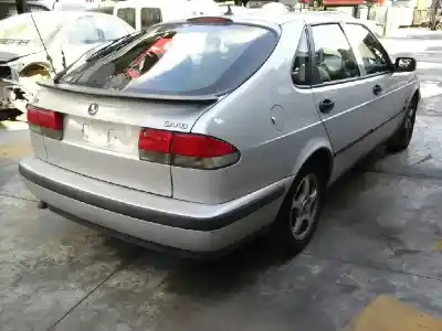 Veículo de Sucata saab 9-3 berlina 2.2 16v tid cat do ano 2001 alimentado d223l