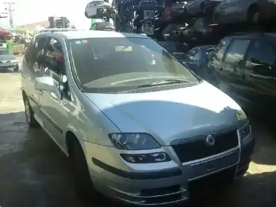 Veicolo di demolizione fiat ulysse (179) 2.0 cat dell'anno 2003 alimentato rfnew10j4