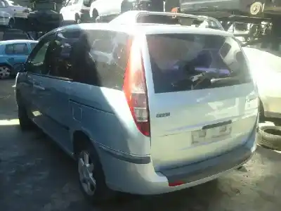 Veicolo di demolizione fiat ulysse (179) 2.0 cat dell'anno 2003 alimentato rfnew10j4