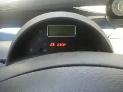 Veicolo di demolizione fiat ulysse (179) 2.0 cat dell'anno 2003 alimentato rfnew10j4