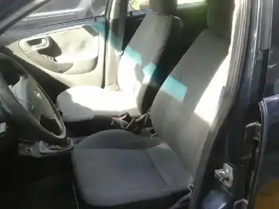 Veicolo di demolizione opel corsa c club dell'anno 2002 alimentato y17dtl