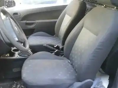 Veicolo di demolizione ford fiesta (cbk) 1.4 tdci cat dell'anno 2005 alimentato f6ja