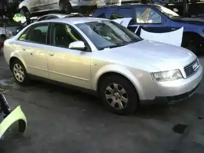 Scrapping Vehicle audi a4 berlina (8e) 1.9 tdi of the year 2001 powered awx