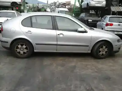 Verschrottungsfahrzeug seat leon (1m1) 1.6 16v des jahres 2001 angetrieben aus