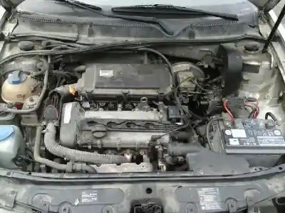 Verschrottungsfahrzeug seat leon (1m1) 1.6 16v des jahres 2001 angetrieben aus