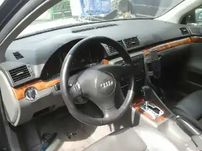 Scrapping Vehicle audi a4 berlina (8e) 2.5 v6 24v tdi of the year 2002 powered ake