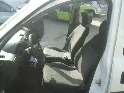 Veículo de Sucata opel combo 1.3 16v cdti do ano 2008 alimentado z13dtj