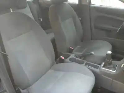 Veicolo di demolizione ford focus berlina (cap) 1.8 tdci turbodiesel cat dell'anno 2005 alimentato kkda