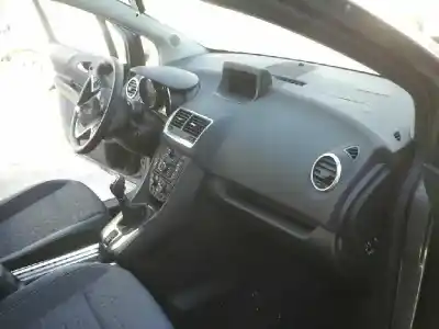 Scrapping Vehicle opel meriva b cosmo of the year 2016 powered b14net