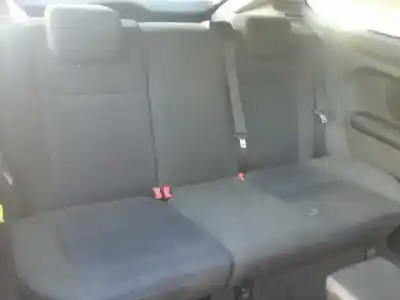 Verschrottungsfahrzeug ford focus berlina (cap) trend des jahres 2005 angetrieben g6da