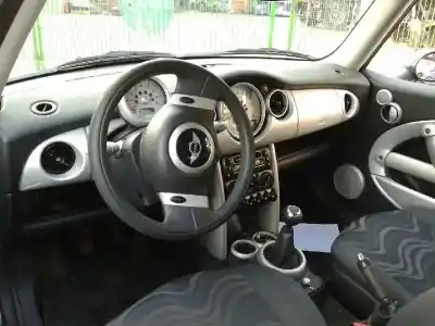 Veicolo di demolizione mini mini (r50,r53) one dell'anno 2003 alimentato w10b16a