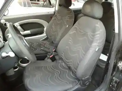 Veicolo di demolizione mini mini (r50,r53) one dell'anno 2003 alimentato w10b16a