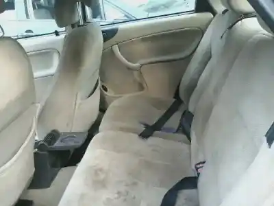 Veicolo di demolizione saab 9-3 berlina 2.2 16v tid cat dell'anno 2001 alimentato d223l