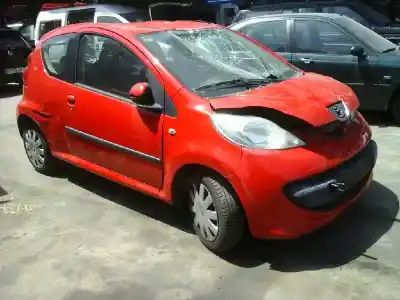 Veicolo di demolizione peugeot 107 trendy dell'anno 2006 alimentato 1kr384f