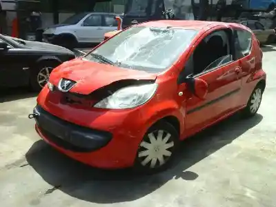 Veicolo di demolizione peugeot 107 trendy dell'anno 2006 alimentato 1kr384f